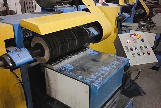 創(chuàng)新機械平面拋光機的優(yōu)點！